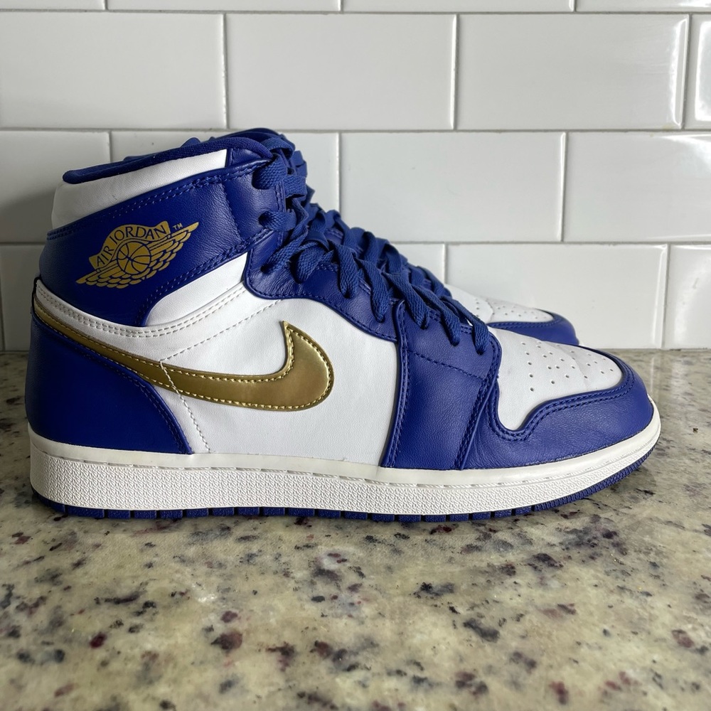 Nike Air Jordan 1 Retro High Gold Medal Men’s Size 9.5 332550-406